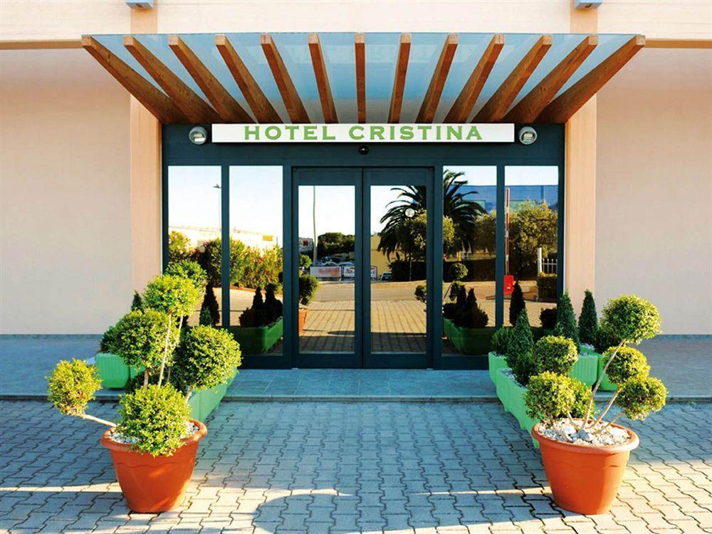 Hotel Cristina Rocca San Giovanni Exterior foto